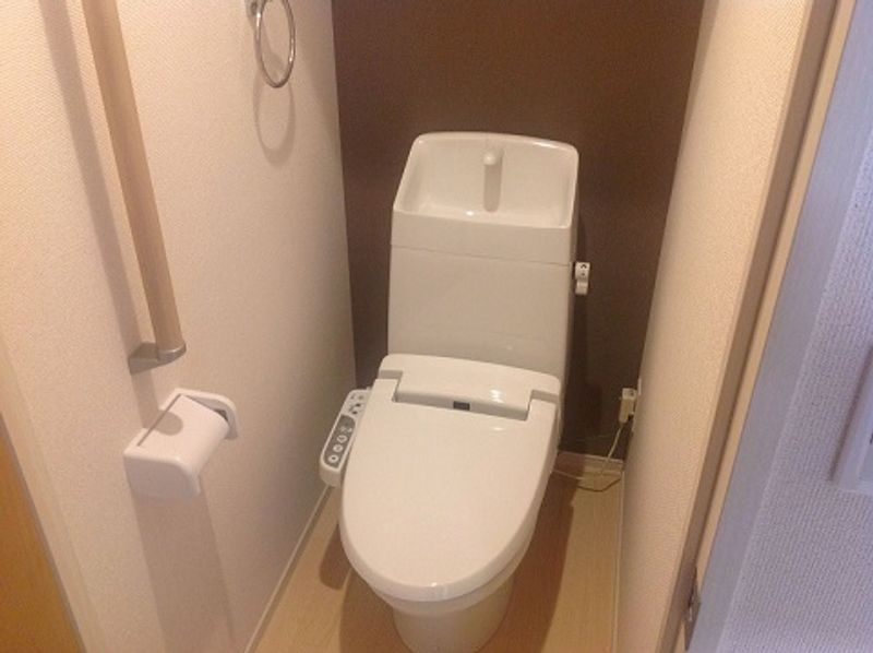 クレイノファウンデーション美好 トイレ