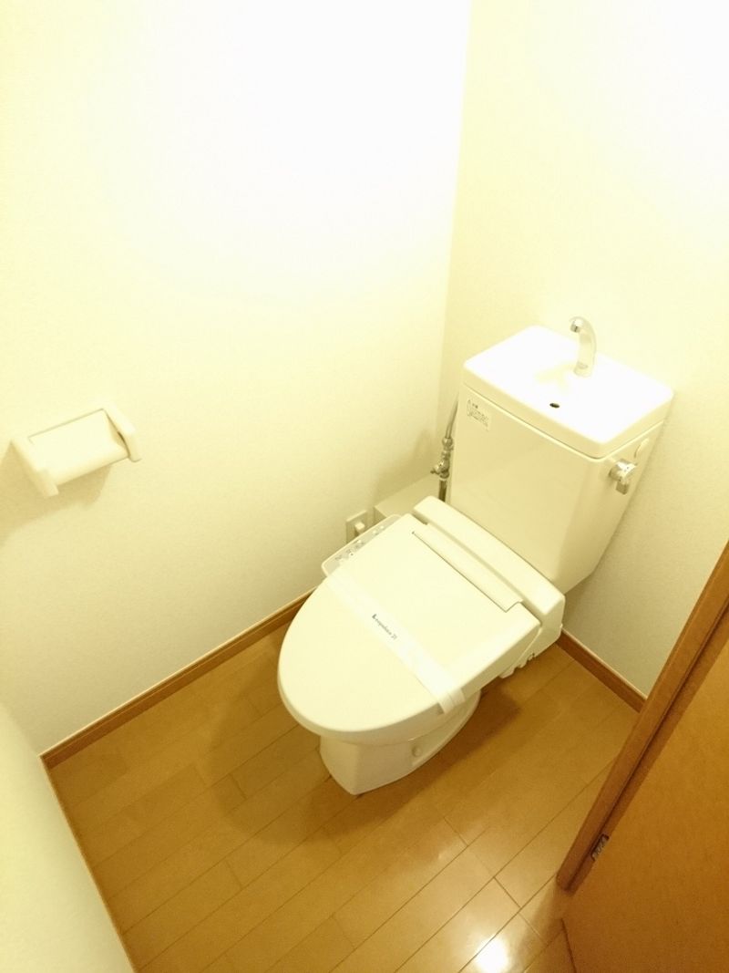 レオパレスオアシス トイレ