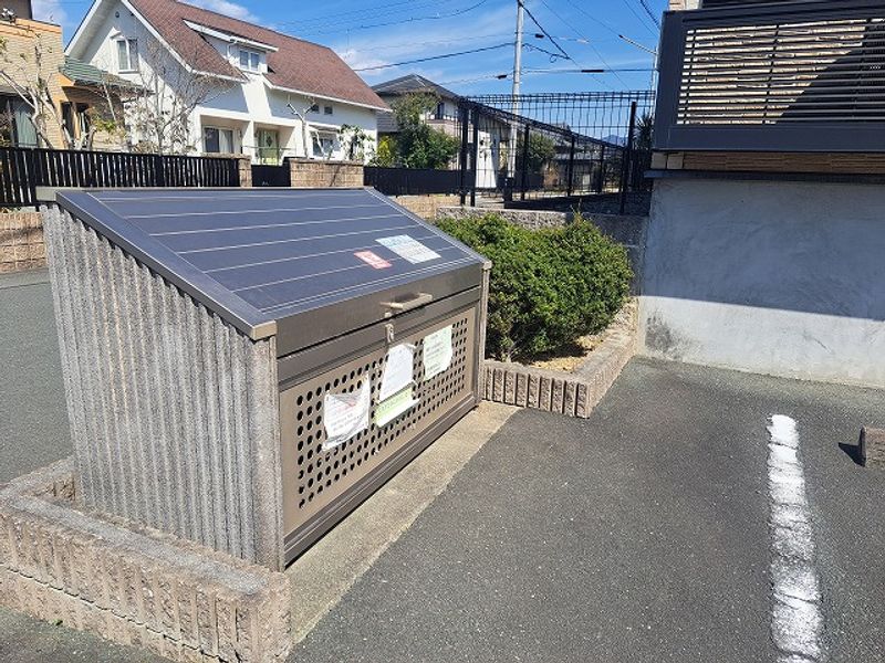 レオパレスドゥ−ジエーム 共用部分