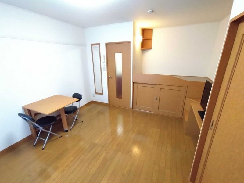 leopalace Entrare Living room