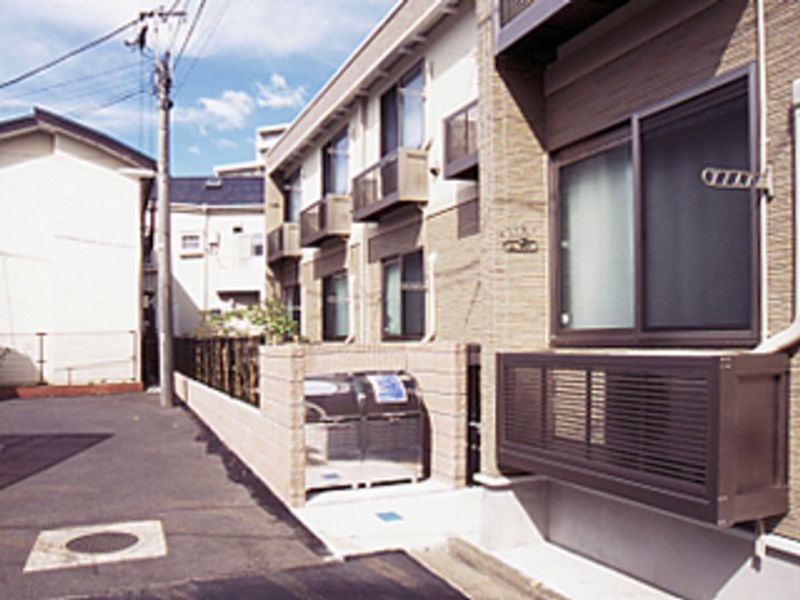 LEONEXT Magnolia Balcony