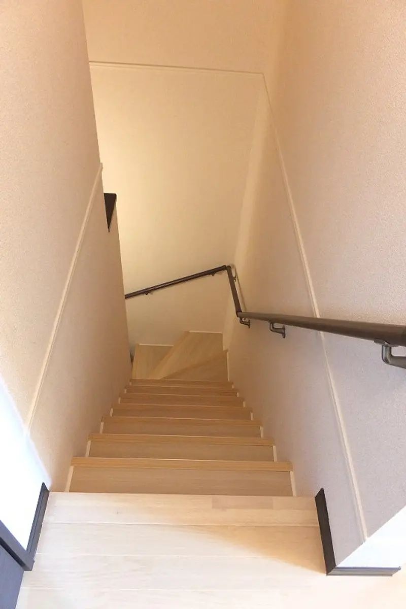 レオネクストエルーセラハイツ undefined
