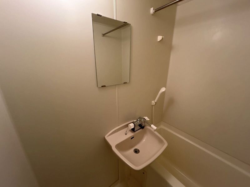 レオパレスシャルム 洗面台