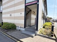 レオパレス通５丁目 エントランス