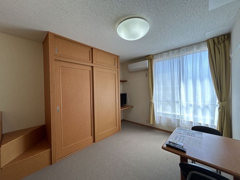 レオパレスＰｕｒｅＦｉｅｌｄ 居間