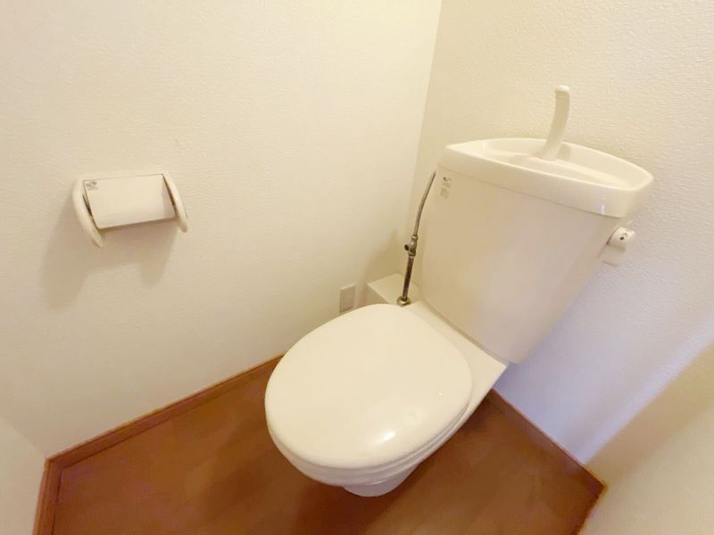 レオパレスひまわり トイレ