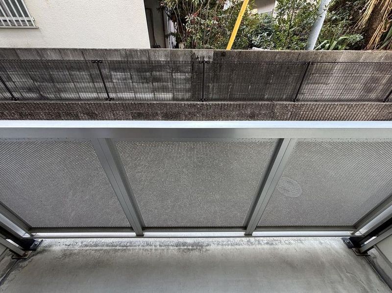 レオパレスドゥジェーム鳴尾 バルコニー