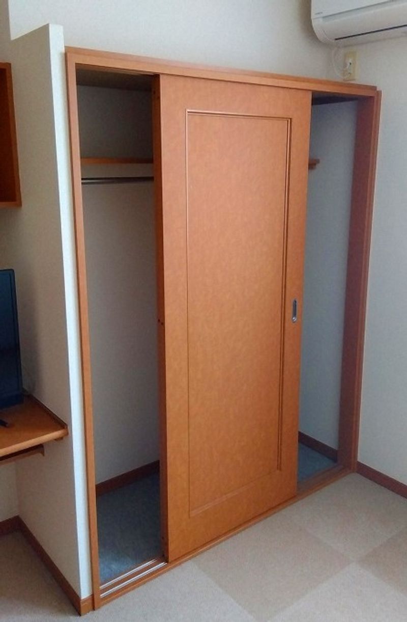 レオパレス春望 収納