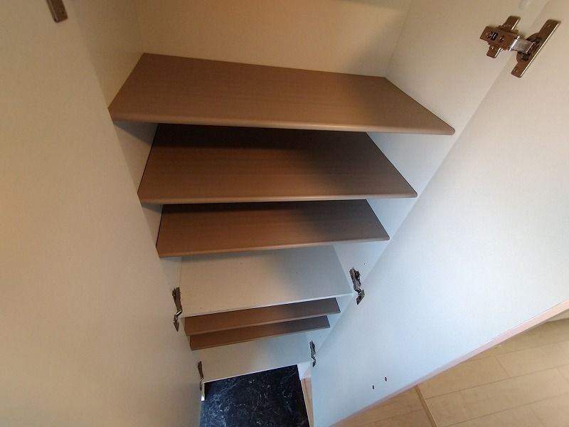 ミランダパークヒルズ妙蓮寺 玄関