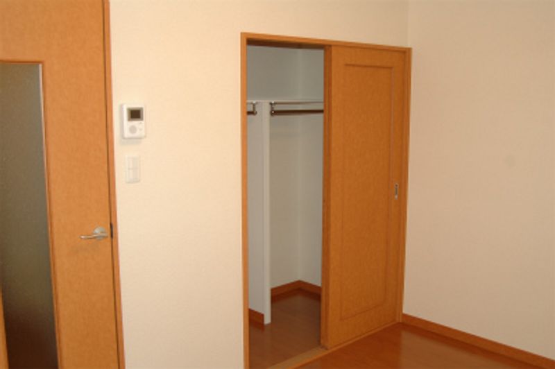 leopalace Miyuki II Khác