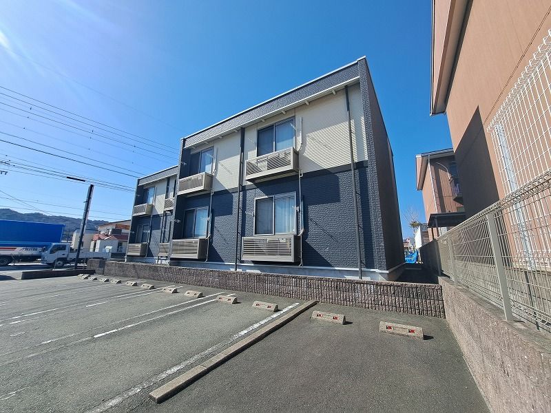 レオネクストベルウィン 駐車場