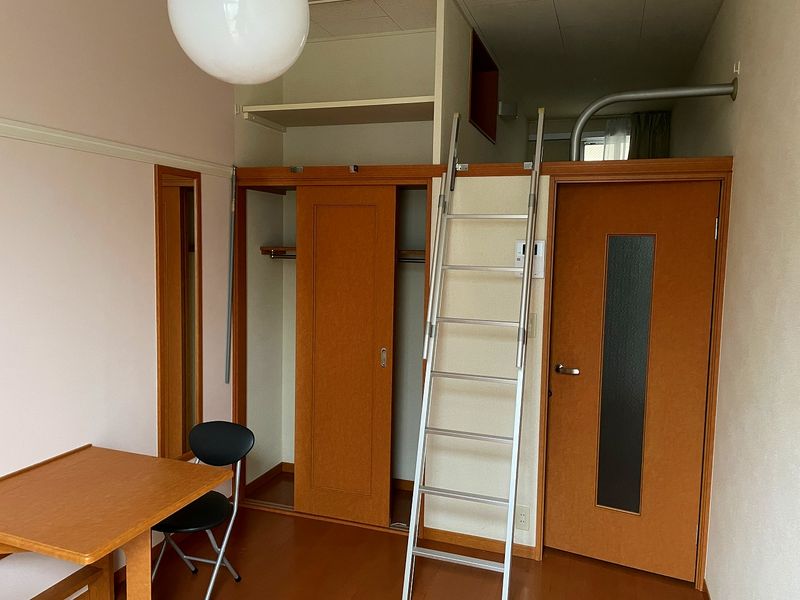 レオパレスヴァイオレット 寝室