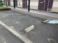 レオパレスイラブルヒルズ 駐車場