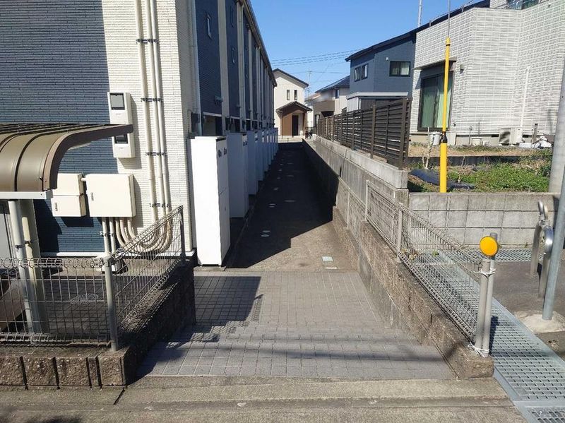 LEONEXT Excel III 입구