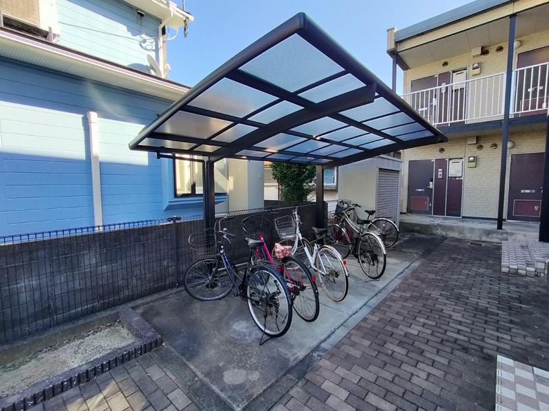 レオパレス西原 共用部分