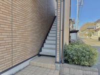 レオネクストレーブウィン エントランス