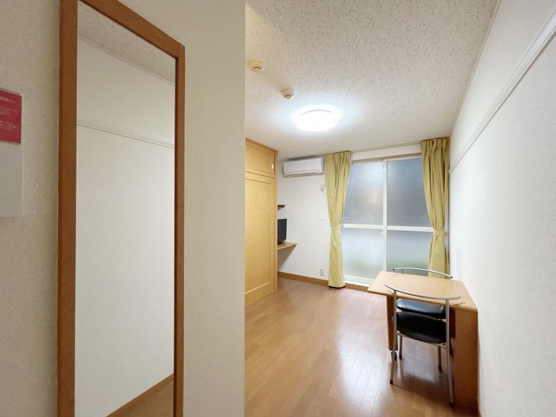 レオパレスアクエリアス 居間