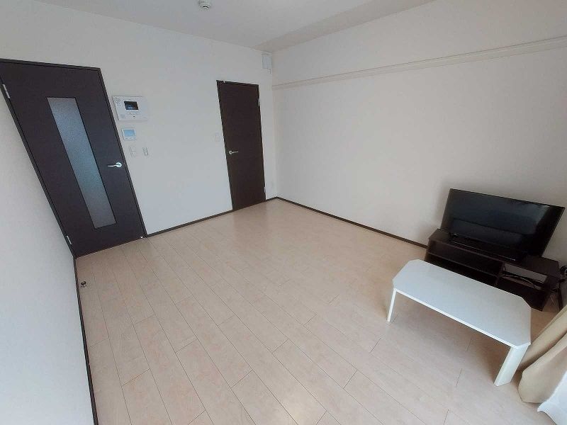 レオネクストカサ　フェリス 居間