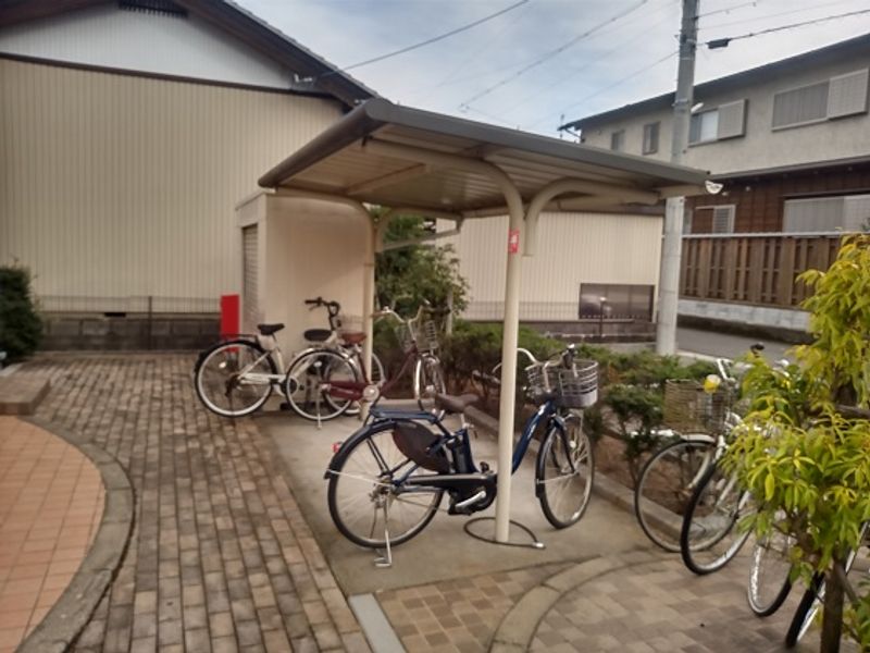 レオパレスマハロ 共用部分