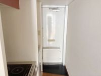 レオパレスバイオレット 玄関