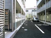 レオパレスソレーユ青江第一 駐車場