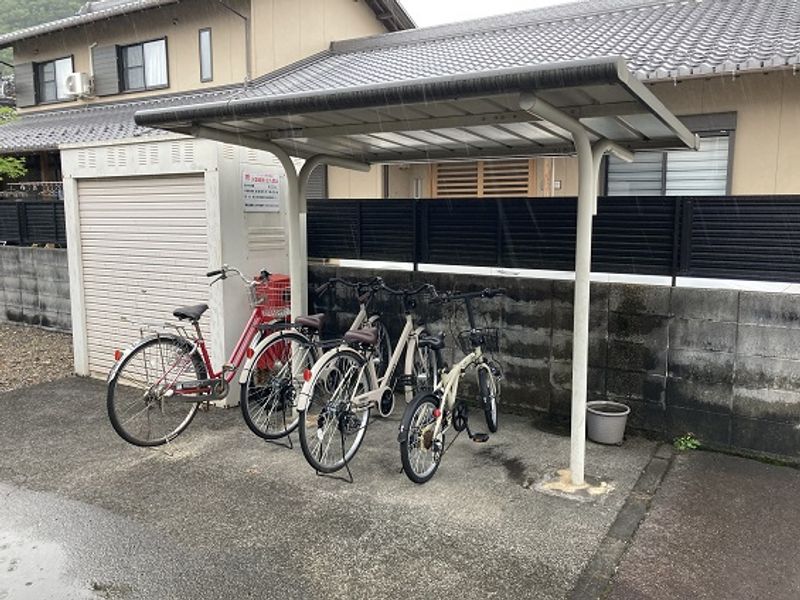 レオパレス岩田西 共用部分