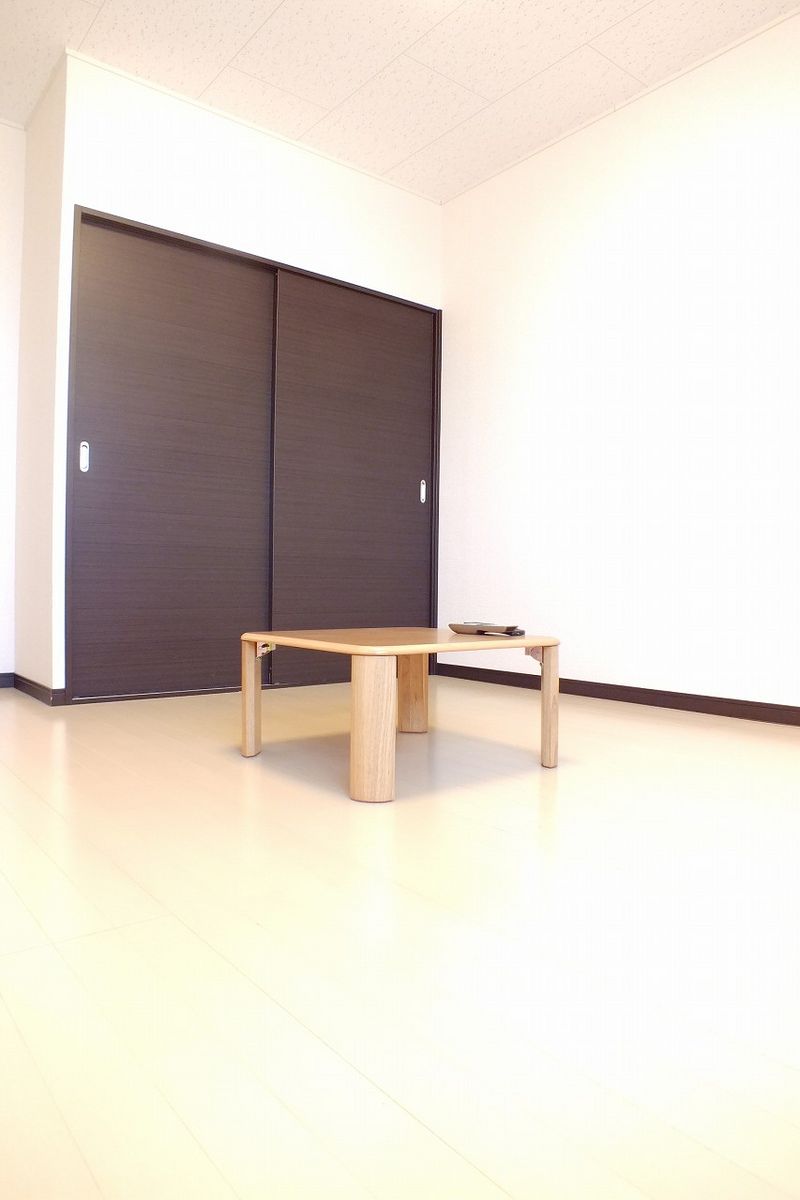 レオネクストロイヤル神栖 寝室
