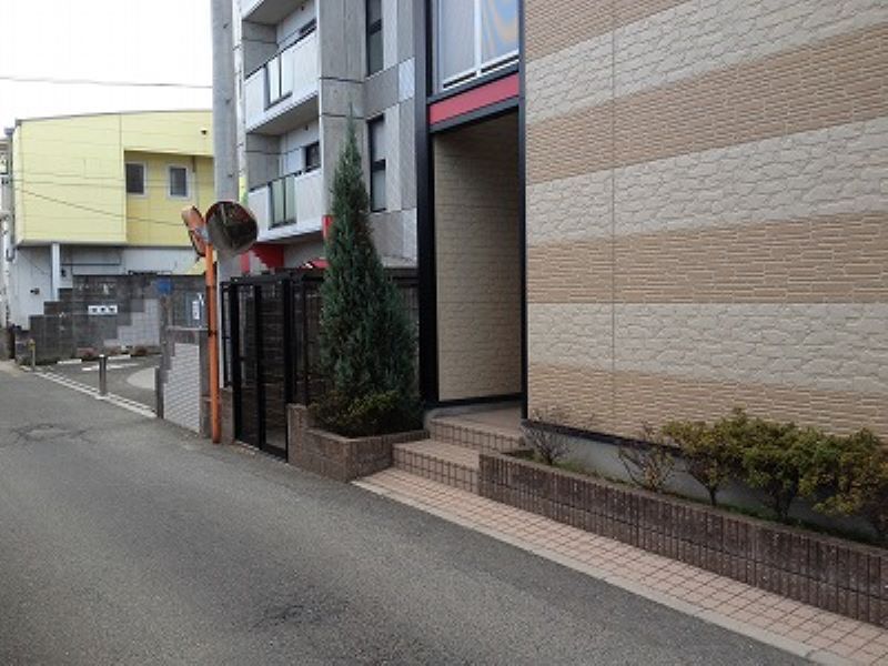 レオパレスＴⅠ エントランス