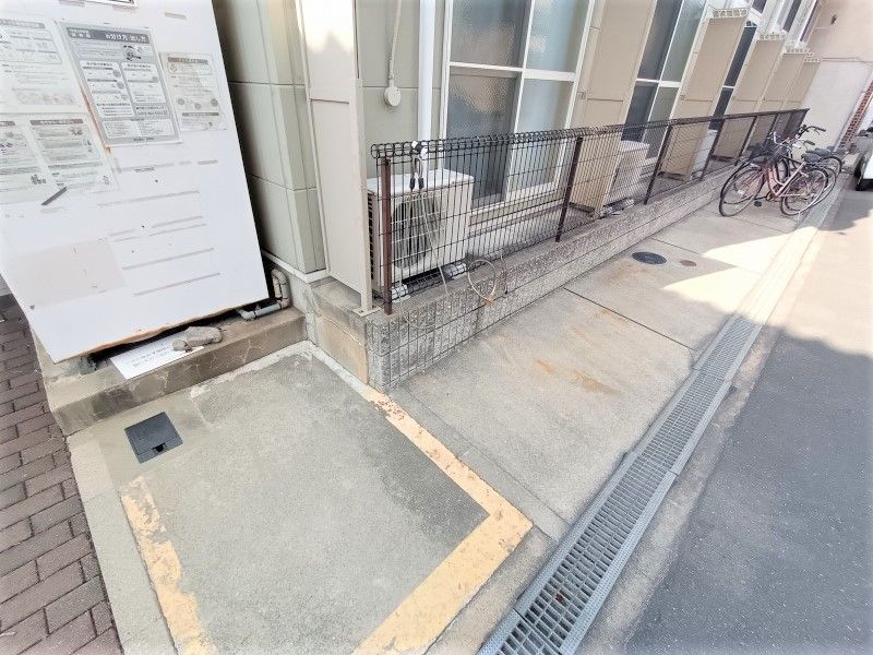 レオパレス俊徳道 共用部分