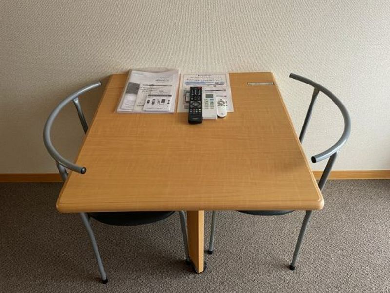 レオパレスドエルシンヤマ 居間