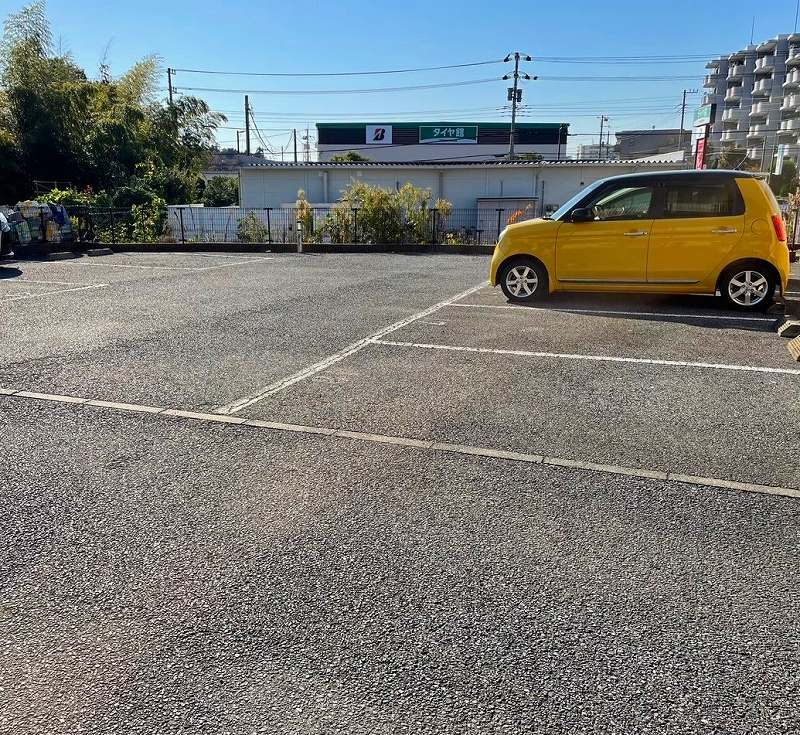 レオパレスｂｅｌ　ｓｕｏｎｏⅡ 駐車場