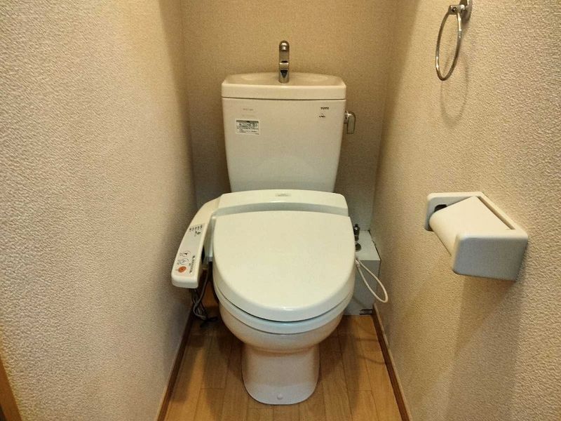 レオパレス西本郷 トイレ