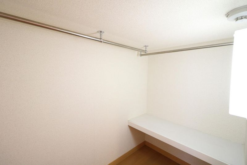 レオパレスエムズコート南丹 収納