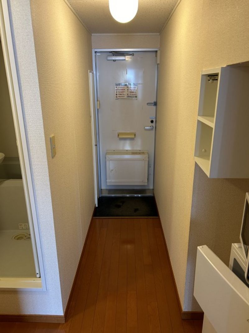 レオパレスイースタンＭＫ 玄関