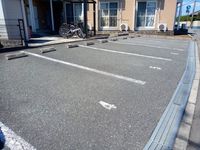 レオパレスオルゲント 駐車場