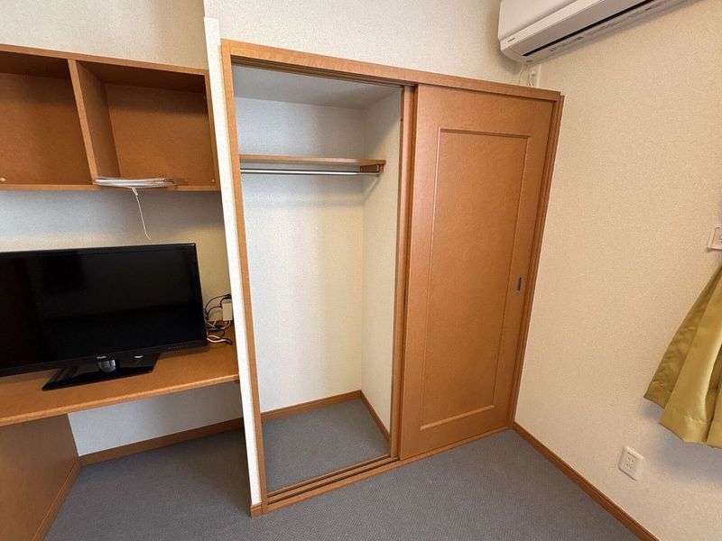 レオパレスレキア 収納