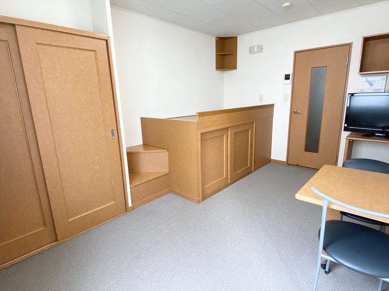 レオパレスプリマベーラ 居間