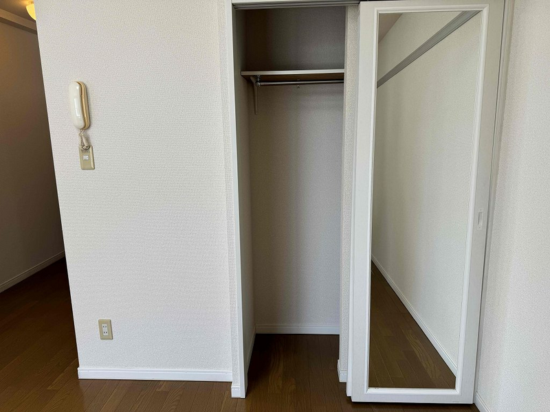 レオパレスプレージュ 収納