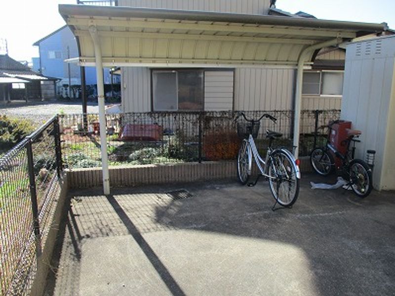 レオパレスベルセフォネ 共用部分
