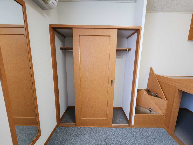 レオパレスユアーズⅢ 収納