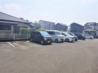 レオパレス浜川田 駐車場
