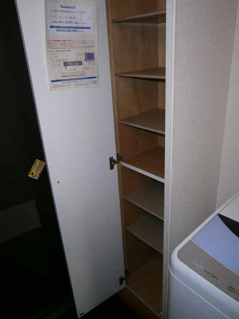 レオパレスフォーブル下馬 収納
