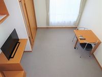 レオパレス諏訪形 居間