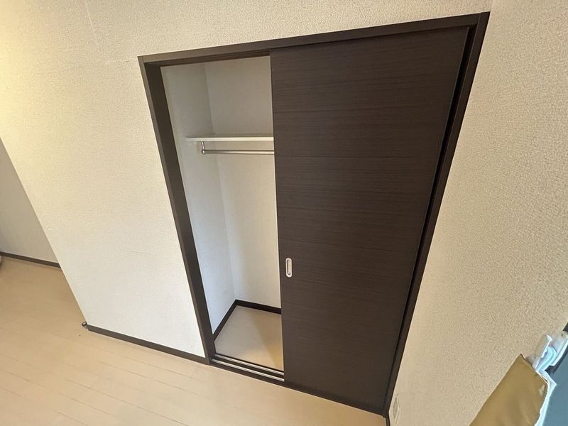 レオネクスト向光白 収納