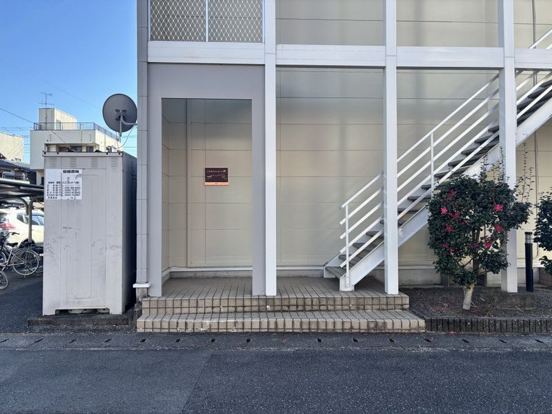 レオパレスＡＳＡＨＩ エントランス