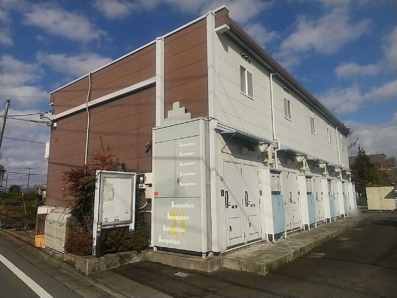 レオパレスグリーンオアシス エントランス