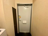 レオネクストユリ 玄関