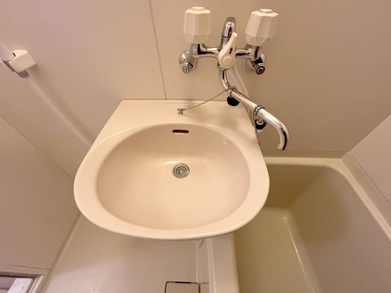 レオパレスフジ 洗面台