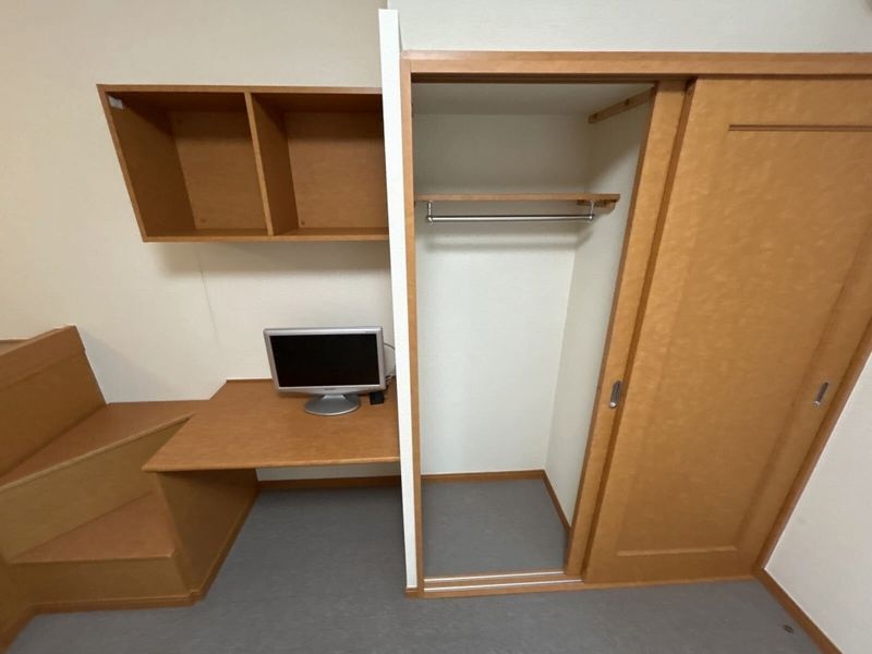 レオパレス西羽貫 収納