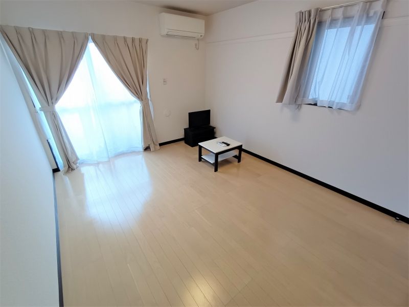 レオネクストＮａｋａｊｙｕ 居間